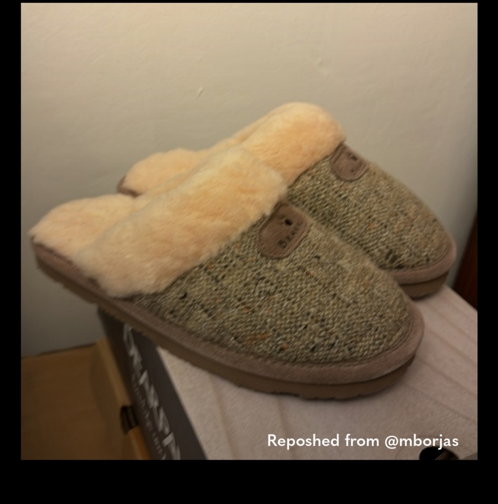 Bearpaw Women's Taupe Shoes